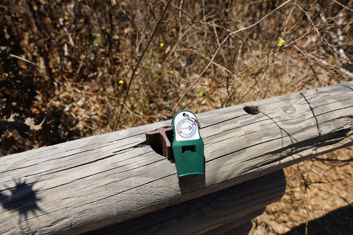 Sifflet de sécurité Resqme Whistle For Life 120 dB – RESQ-WFL - Vert forêt - RESQ-WFL-FOREST-GREEN