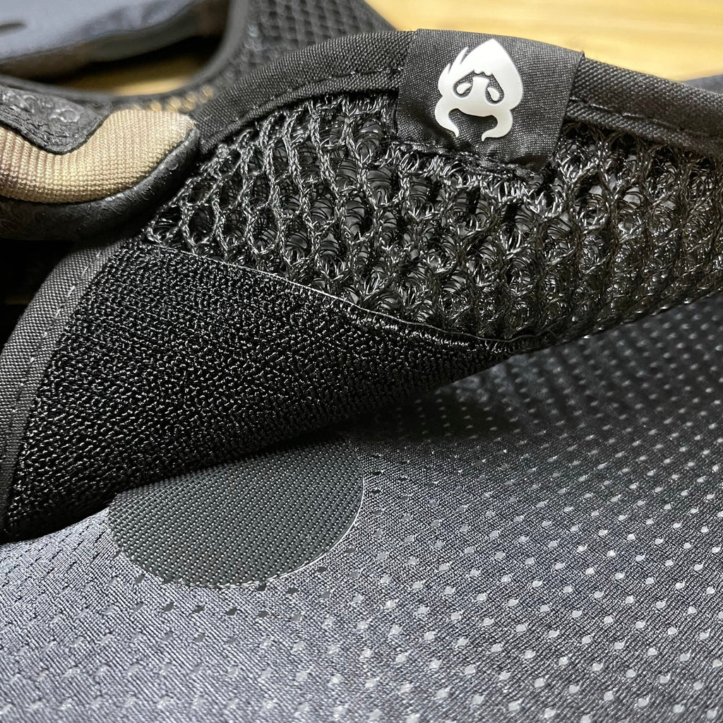 Fixations à crochet pour gilet de ventilation MILITAUR